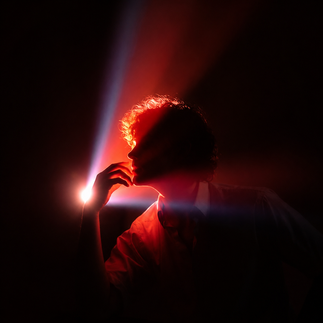 A figure found by a single red beam.